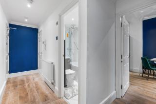 Seaside City Retreat – Modern 2-Bed - 1