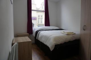 Town Centre Apartments - Dewsbury - 2