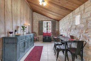 Gorgeous Barn Cabin 10min from Main St! - 9