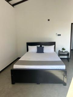 White House Galle - 2