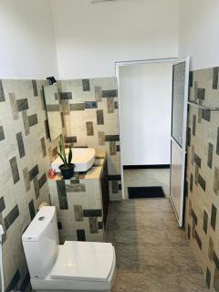 White House Galle - 1