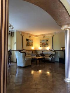 Самбір, відпочинковий будинок - 0