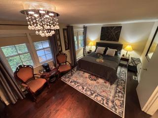 Vintage Pines Guest House - 0