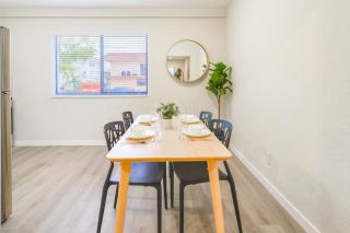 Stay on Iconic Calle Ocho with Included Parking - 7