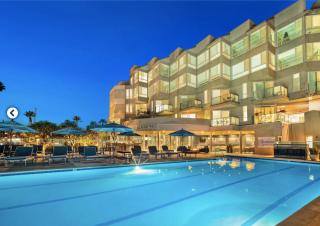 Waterfront Penthouse - Marina Views - Rooftop - 5