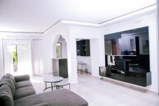 Lux on Windermere 4 Bedroom House - 7