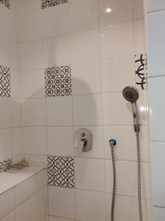 Touch of red studio - 5