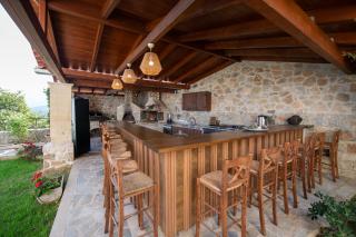 Geroulios Kastro Villas I "Free" Heated Pools & Seaview - 3