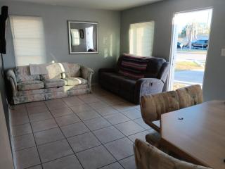 GpL 3115 A Family Get Away - 2