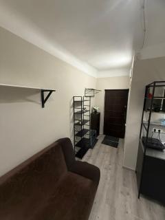 Compact & Smart Mini Studio, self check-in - 2