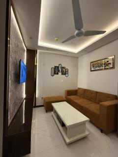 Aesthetic 1BR Apartment with a Beautiful View - Rawalpindi - 5