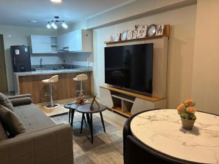 Modern apartment overlooking Parque de las Aguas - 4