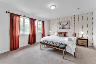 Spacious & New Prince Edward County Villa - Carrying Place - 1