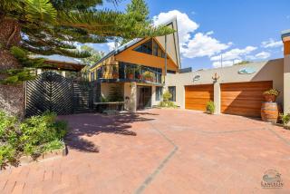 Beachside Retreat - 3