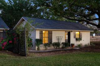 Cuvee Cottage Hot tub 290 Wine Trail - 6