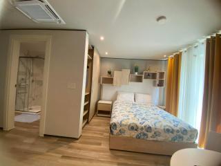 Maho Escape- with Pool and Gym, Lagoon view, walk to dinning, Maho Beach and Mullet Bay - 1