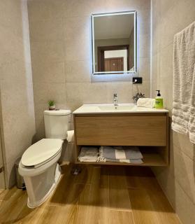 Pool View and Balcony Suite Central Location - 5