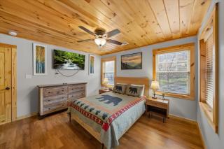 Red Oak Hideaway - 2