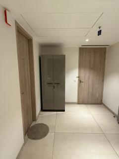 City Lights Heaven with Jacuzzi & Cozy Lounge - 7