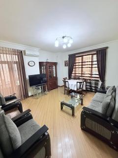 2 Bedroom 2 bathroom Republic Square - 3