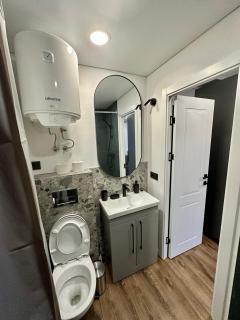 Комфортная современная студия в центре - 1