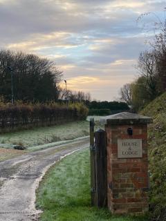 The Lodge - Elegant Peaceful Countryside Escape - 5