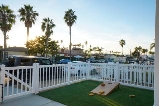 Sunset View home 2 min walk to beach parking - 1