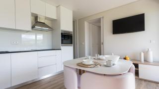 Vila Vicente Jacuzzi, Sauna and Parking - 9