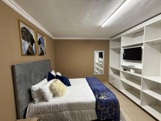 VinVid Harties Guest House - 7