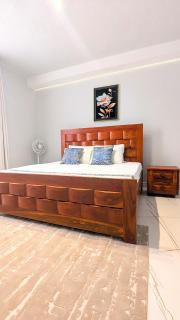 Diane Luxurious Homes - 1