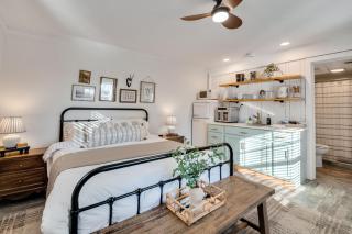 4- Sequatchie Cottage - 7