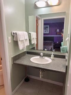 Riverside inn motel - 3