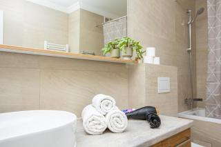 Rose Valley Premium Residence - 8