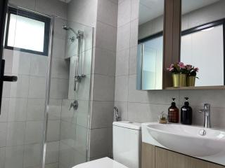 NEW Bt Kawan5 2BR Suite-IKEA-UOW KDU-ColumbiaAsia - 1