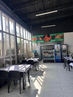 Частный дом с отдельными квартирами - 2