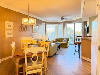 Seacrest Villa Oceanfront Resort 2 bed 2 bath steps to the beach - 5