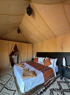 Luxury white camp - 8