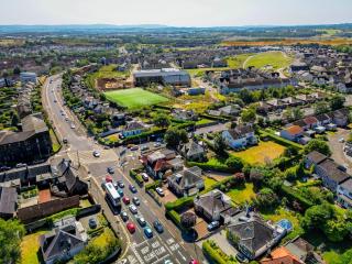 Luxury 5BD, Gym, Parking, Bus to Airport, Sleeps10 - 3