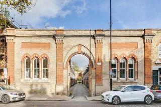 Contractors LONG TERM BOOKINGS - 9