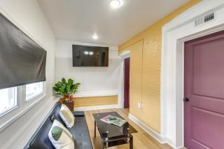 Colorful and Convenient Darby Apt, 7 Mi to Stadiums! - 5