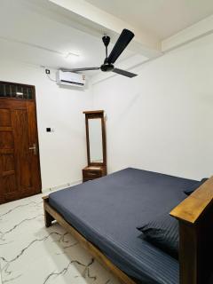 Madinah Comfort Inn - 8