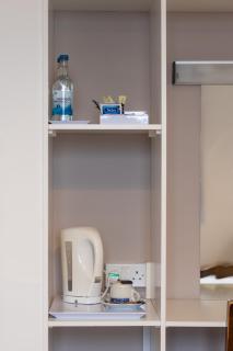 The Hawk & Buckle Inn - 6