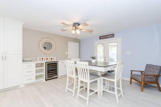 Bay Breeze Escape - 3BR Home with Game Room, Huge Backyard, Patio & Minutes from Boardwalk - 7