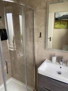 Cosy two Bedroom Chalet near Rossaveel Ballynahown - 1