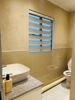 Emgwenyeni Guest house - 2