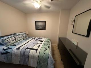 Larkin's Corner Salt Springs Resort Cottage 10 - 2