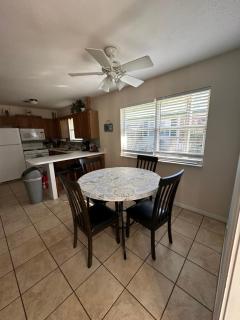 Larkin's Corner Salt Springs Resort Cottage 10 - 1