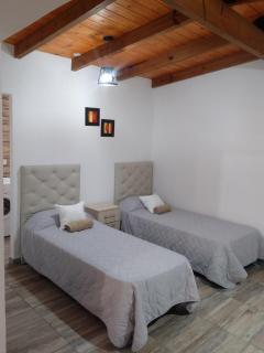 Garage y Patio Privado en La Falda - La Falda - 5