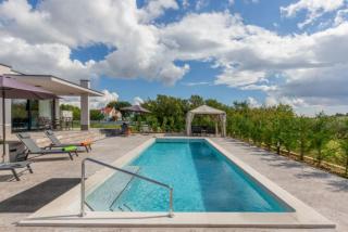 Holiday House Omis - Naklice - 1