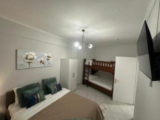 Del Sol 6 Meteora Luxurious Family Suites - 5